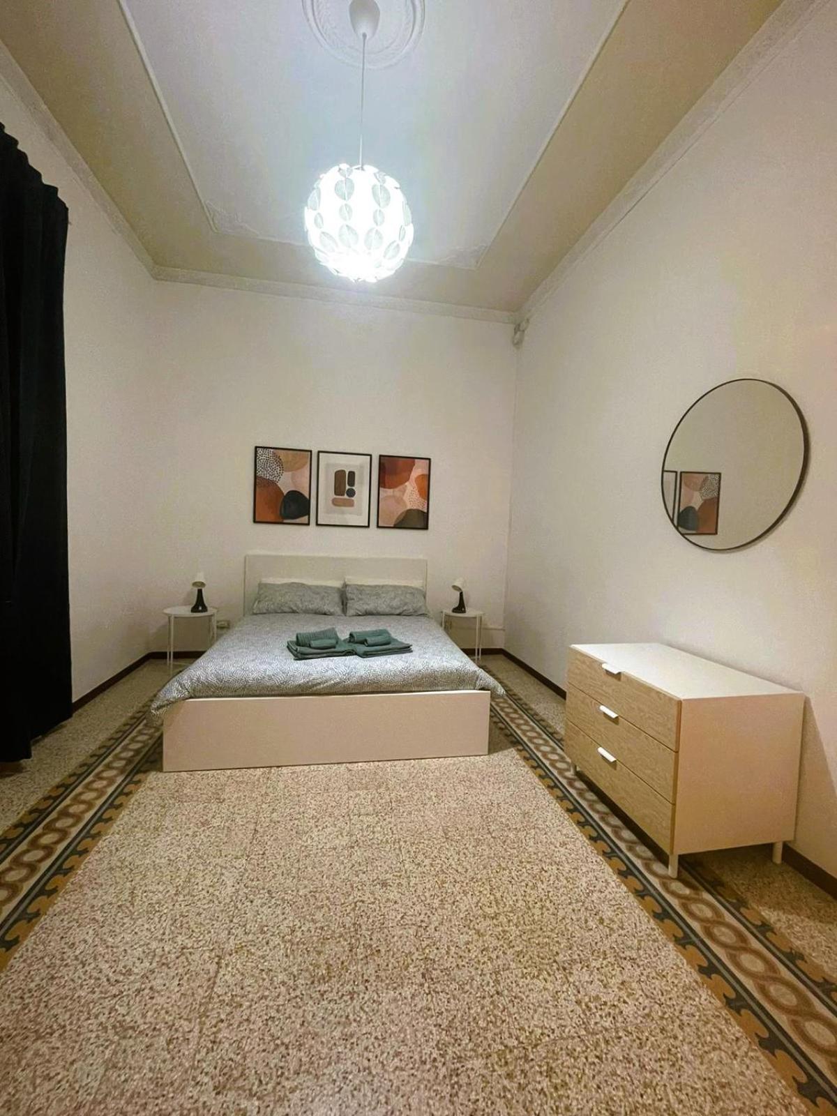 Olivuzza Rooms In Apartment Palermo Exterior photo