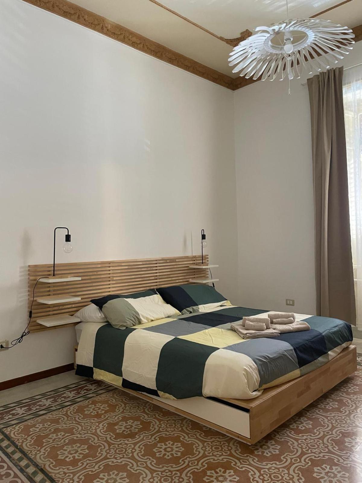 Olivuzza Rooms In Apartment Palermo Exterior photo